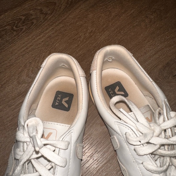 Veja Esplar “Bria” White Sneakers – Women’s Size 8 - Picture 6 of 8